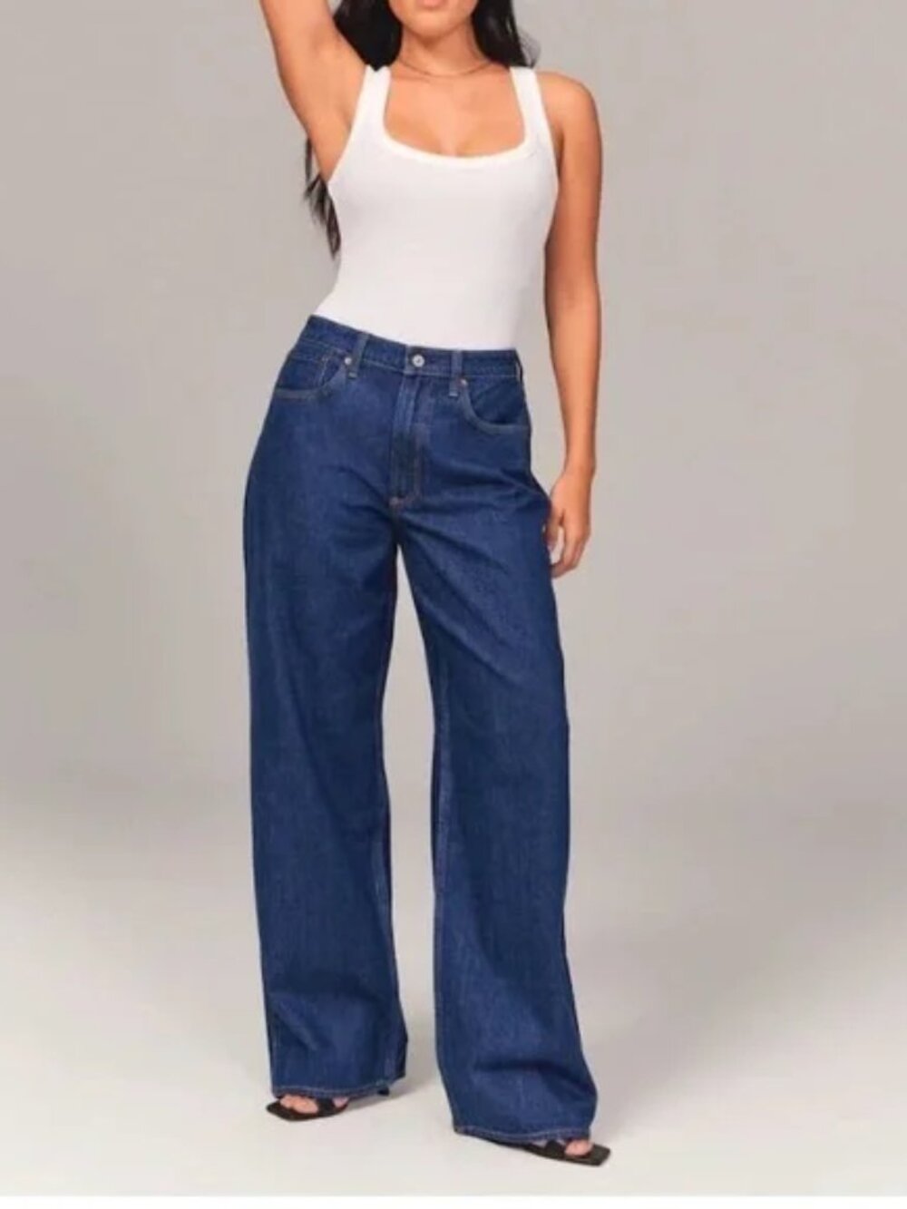 Abercrombie & Fitch Curve Love Mid Rise Ultra Wide Leg Jean 29/8S